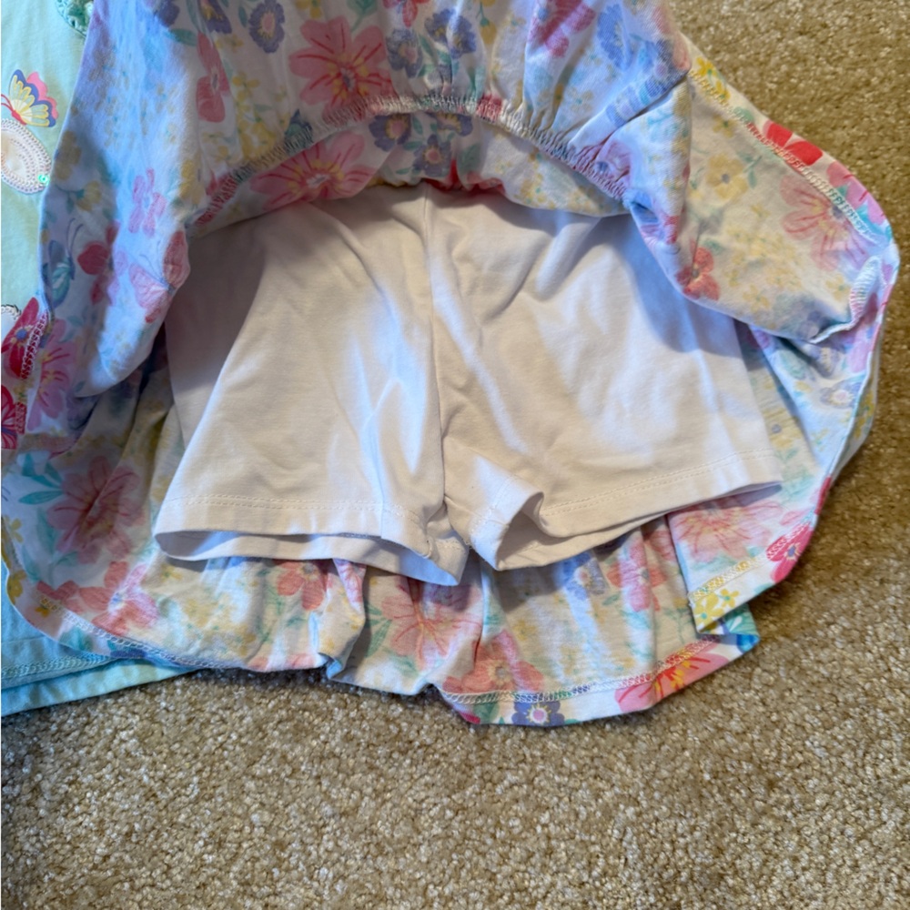 Easter Outift - Picture 4 of 8